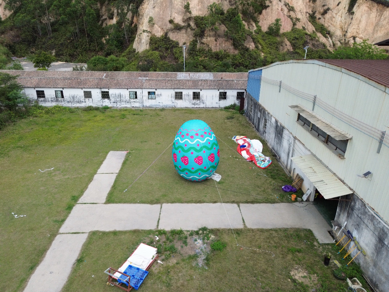Halloween party decoration inflatable Easter eggs