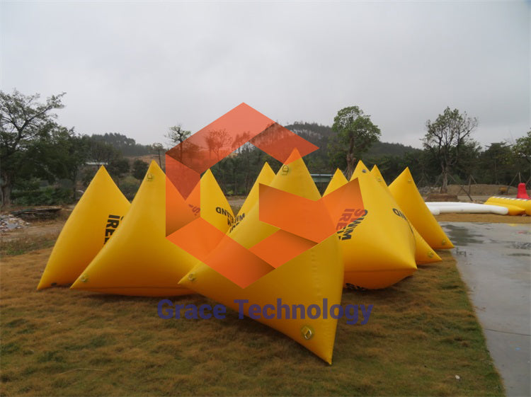 Inflatable pyramid Ultra Swim Race Mark Buoys