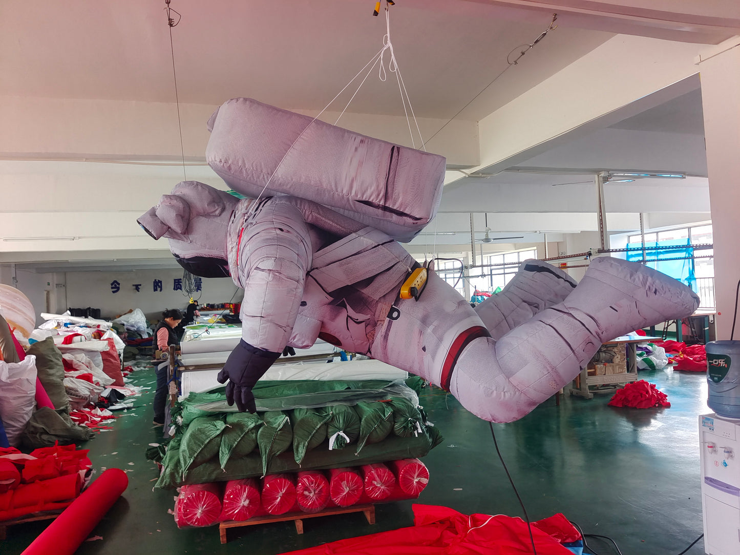 Inflatable Astronaut Replica Decoration