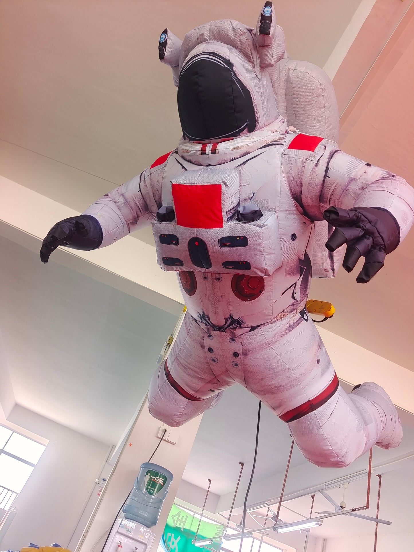 Inflatable Astronaut Replica Decoration