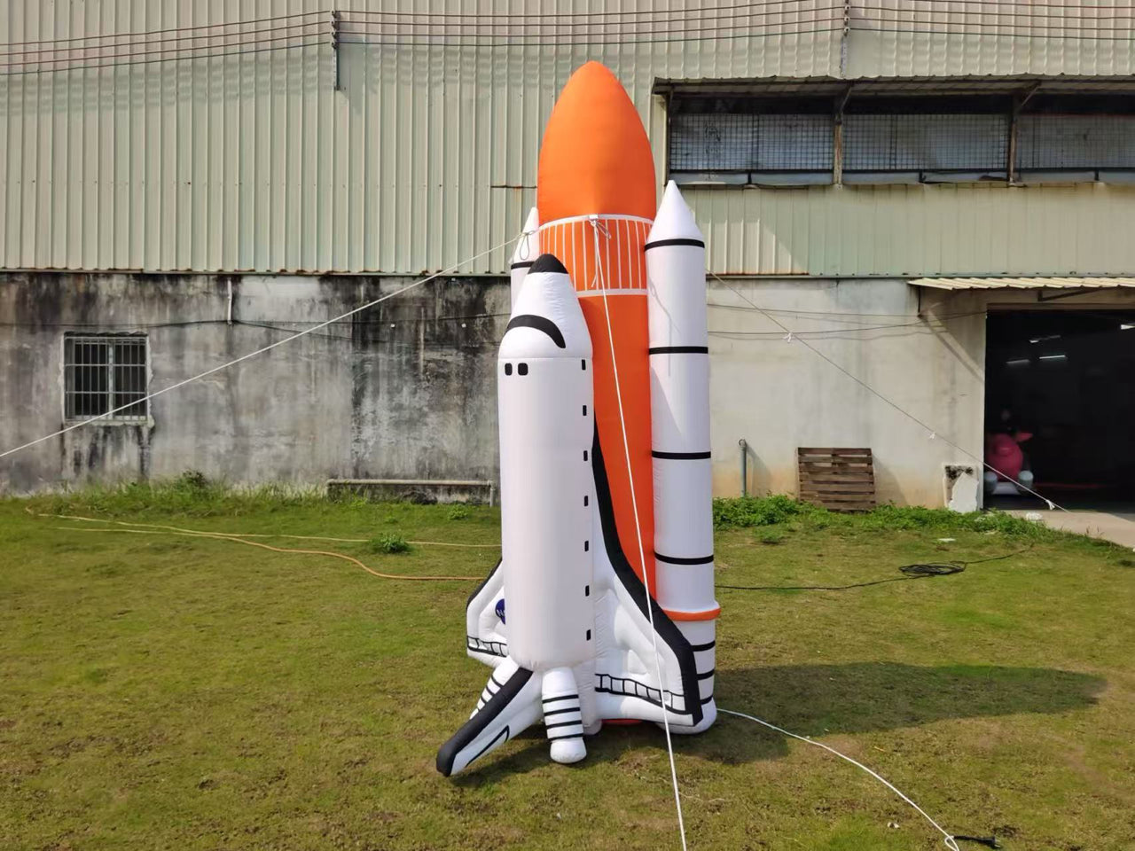 Inflatable Rocket Replica Outdoor Decoration in USA