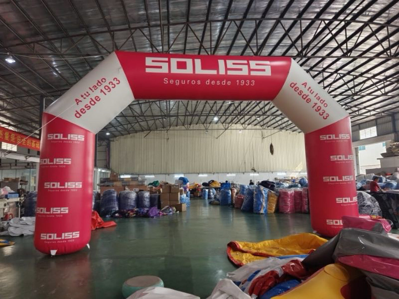 CUSTOM INFLATABLE ARCHWAY FOR EVENTS