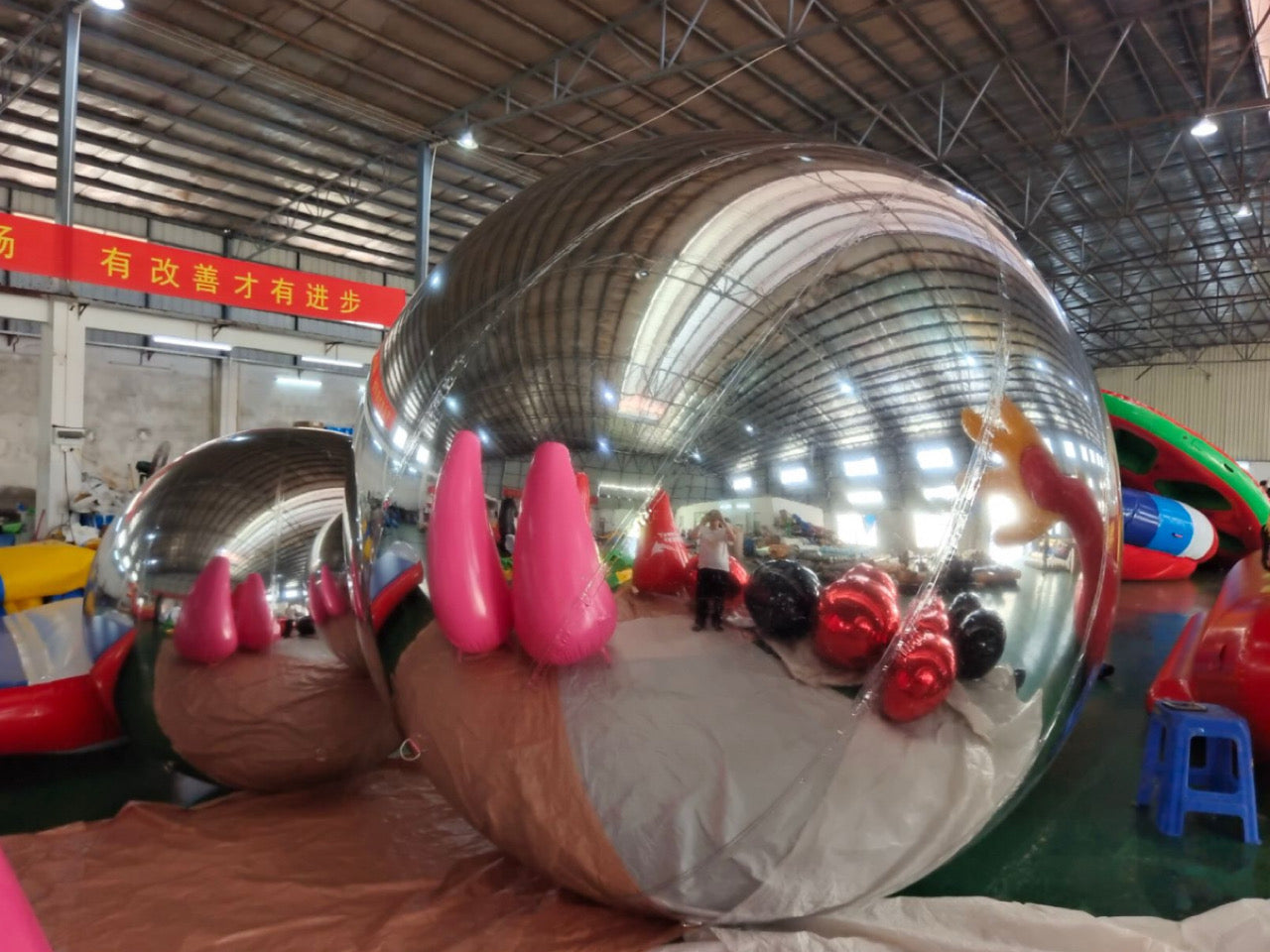 SILVER Inflatable Mirror Surface Balloon