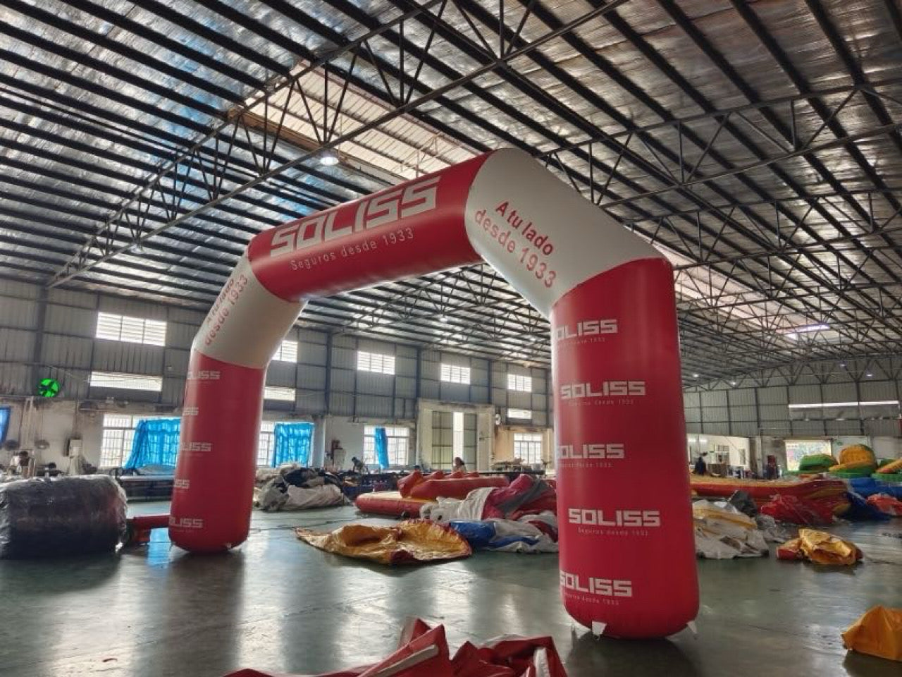 CUSTOM INFLATABLE ARCHWAY FOR EVENTS