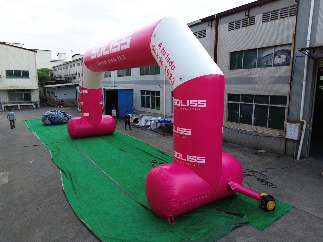 Event specific inflatable arch