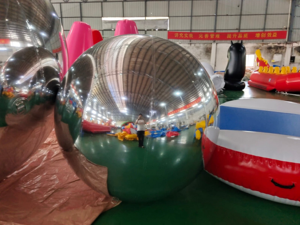 SILVER Inflatable Mirror Surface Balloon
